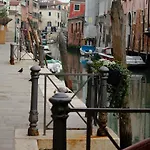 Appartement Casa Di Primavera Venetië